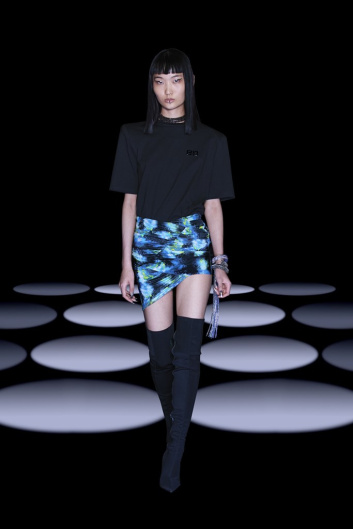 Fotoservizio/FW 22-23/WOMEN/SFILATA/BYBLOS/DP2/2