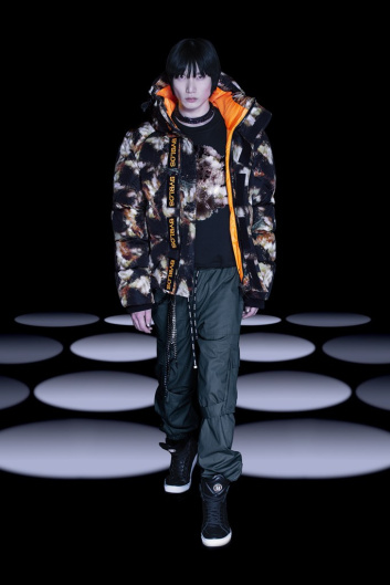 Fotoservizio/FW 22-23/WOMEN/SFILATA/BYBLOS/DP2/13