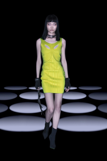 Fotoservizio/FW 22-23/WOMEN/SFILATA/BYBLOS/DP2/7