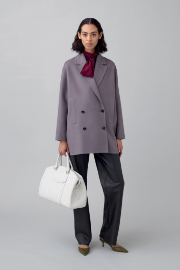 Fotoservizio/FW 22-23/WOMEN/PRESENTAZIONE/KITON/DP2/0