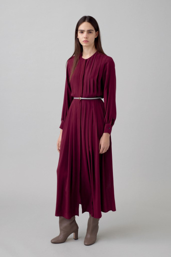Fotoservizio/FW 22-23/WOMEN/PRESENTAZIONE/KITON/DP2/1
