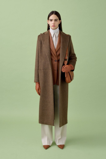 Fotoservizio/FW 22-23/WOMEN/PRESENTAZIONE/KITON/DP2/13