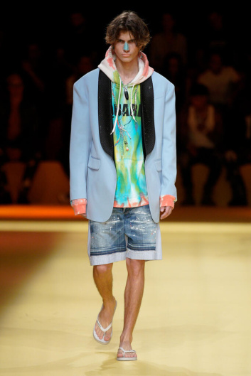 Fotoservizio/SS 2023/MEN/SFILATA/DSQUARED2/DP2/11