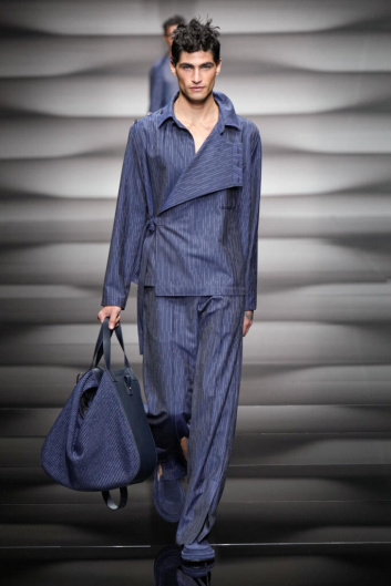Fotoservizio/SS 2023/MEN/SFILATA/EMPORIO ARMANI/DP2/0