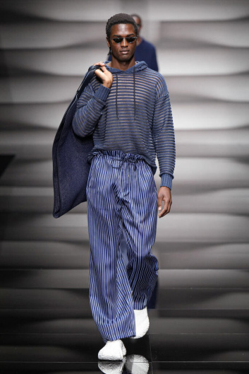Fotoservizio/SS 2023/MEN/SFILATA/EMPORIO ARMANI/DP2/10