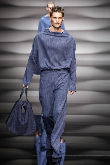 Fotoservizio/SS 2023/MEN/SFILATA/EMPORIO ARMANI/DP2/1