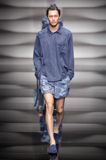 Fotoservizio/SS 2023/MEN/SFILATA/EMPORIO ARMANI/DP2/3