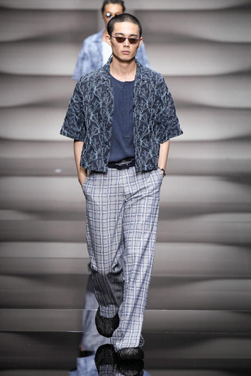 Fotoservizio/SS 2023/MEN/SFILATA/EMPORIO ARMANI/DP2/2