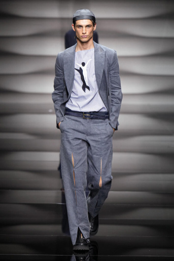 Fotoservizio/SS 2023/MEN/SFILATA/EMPORIO ARMANI/DP2/12