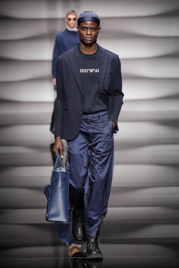 Fotoservizio/SS 2023/MEN/SFILATA/EMPORIO ARMANI/DP2/13