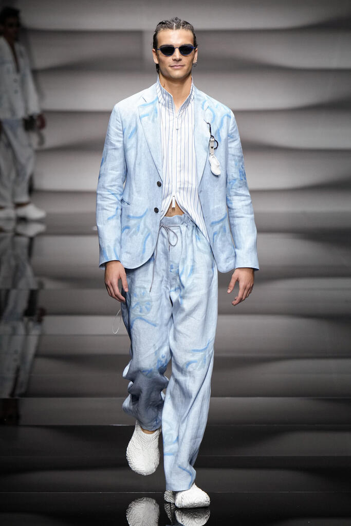 Fotoservizio/SS 2023/MEN/SFILATA/EMPORIO ARMANI/DP2/8