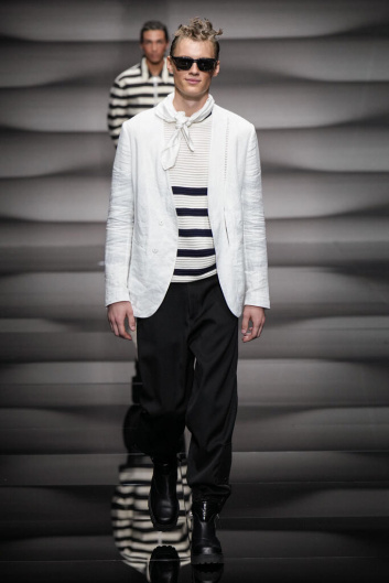 Fotoservizio/SS 2023/MEN/SFILATA/EMPORIO ARMANI/DP2/12