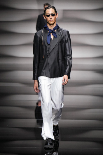 Fotoservizio/SS 2023/MEN/SFILATA/EMPORIO ARMANI/DP2/7