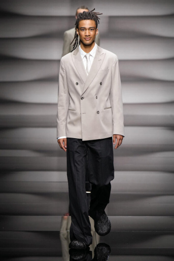 Fotoservizio/SS 2023/MEN/SFILATA/EMPORIO ARMANI/DP2/7