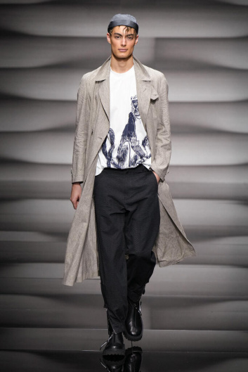Fotoservizio/SS 2023/MEN/SFILATA/EMPORIO ARMANI/DP2/9