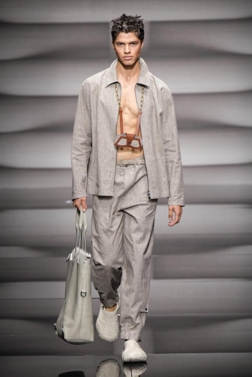 Fotoservizio/SS 2023/MEN/SFILATA/EMPORIO ARMANI/DP2/10