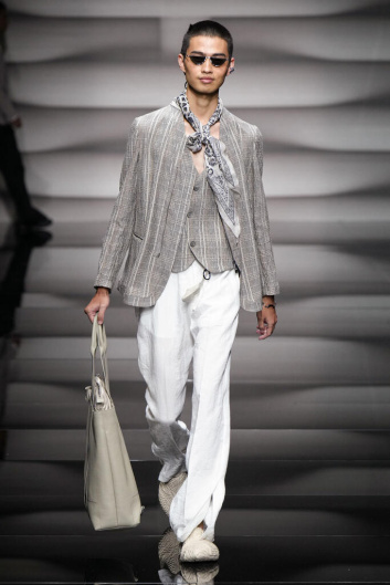 Fotoservizio/SS 2023/MEN/SFILATA/EMPORIO ARMANI/DP2/6