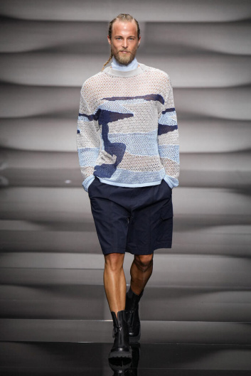 Fotoservizio/SS 2023/MEN/SFILATA/EMPORIO ARMANI/DP2/17