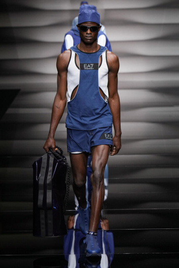 Fotoservizio/SS 2023/MEN/SFILATA/EMPORIO ARMANI/DP2/20
