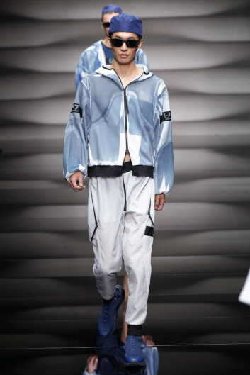 Fotoservizio/SS 2023/MEN/SFILATA/EMPORIO ARMANI/DP2/22