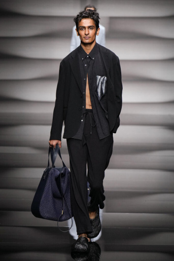 Fotoservizio/SS 2023/MEN/SFILATA/EMPORIO ARMANI/DP2/14