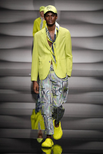 Fotoservizio/SS 2023/MEN/SFILATA/EMPORIO ARMANI/DP2/3