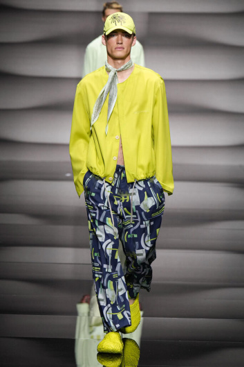 Fotoservizio/SS 2023/MEN/SFILATA/EMPORIO ARMANI/DP2/4