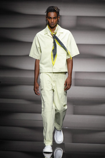 Fotoservizio/SS 2023/MEN/SFILATA/EMPORIO ARMANI/DP2/7