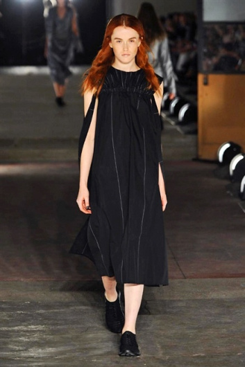 Fotoservizio/SS 2016/WOMEN/DAMIR DOMA/DP1/11
