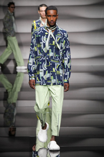Fotoservizio/SS 2023/MEN/SFILATA/EMPORIO ARMANI/DP2/0