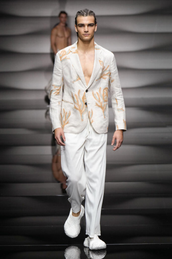 Fotoservizio/SS 2023/MEN/SFILATA/EMPORIO ARMANI/DP2/16
