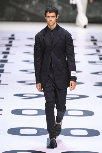 Fotoservizio/SS 2023/MEN/SFILATA/DOLCE & GABBANA/DP2/3