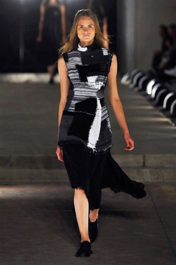 Fotoservizio/SS 2016/WOMEN/DAMIR DOMA/DP1/22