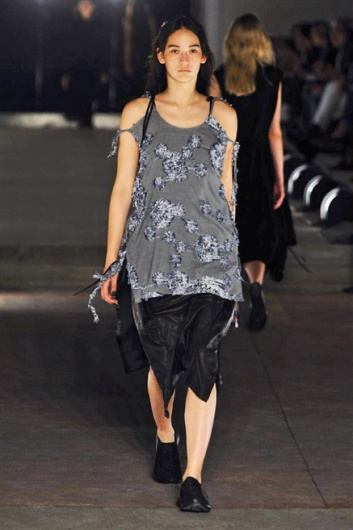 Fotoservizio/SS 2016/WOMEN/DAMIR DOMA/DP1/25