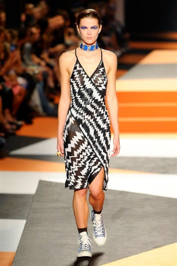Fotoservizio/SS 2016/WOMEN/MISSONI/DP1/6