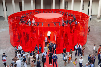 Fotoservizio/SS 2023/MEN/PRESENTAZIONE/KITON/DP2/10