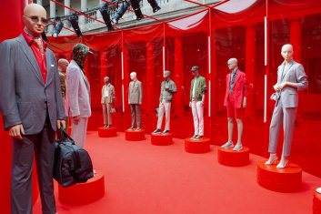 Fotoservizio/SS 2023/MEN/PRESENTAZIONE/KITON/DP2/7