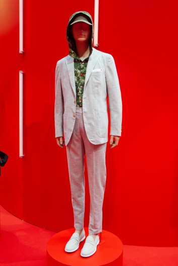 Fotoservizio/SS 2023/MEN/PRESENTAZIONE/KITON/DP2/18