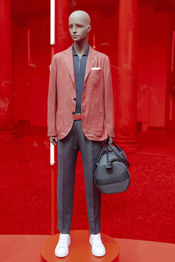 Fotoservizio/SS 2023/MEN/PRESENTAZIONE/KITON/DP2/39