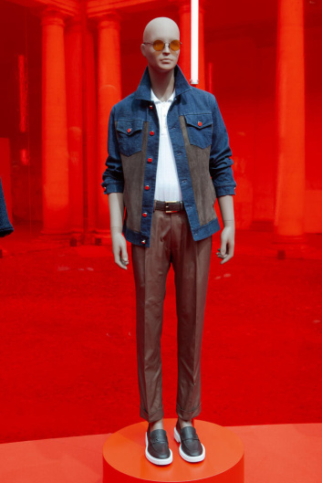 Fotoservizio/SS 2023/MEN/PRESENTAZIONE/KITON/DP2/37