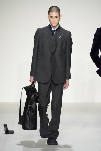 Fotoservizio/FW 23-24/MEN/SFILATA/EMPORIO ARMANI/DP2/0