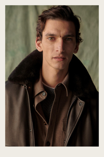 Fotoservizio/FW 23-24/MEN/PRESENTAZIONE/BRIONI/DP2/8