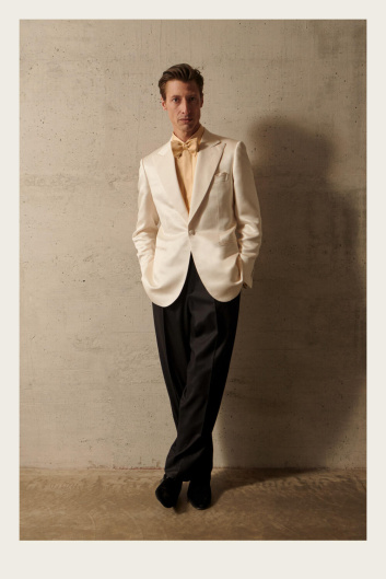 Fotoservizio/FW 23-24/MEN/PRESENTAZIONE/BRIONI/DP2/35
