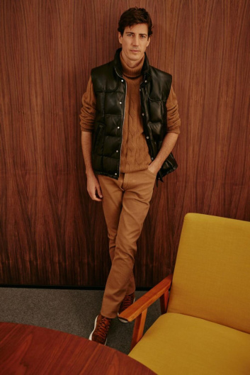 Fotoservizio/FW 23-24/MEN/PRESENTAZIONE/BRETT JOHNSON/DP2/1