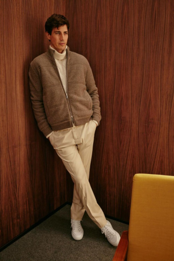 Fotoservizio/FW 23-24/MEN/PRESENTAZIONE/BRETT JOHNSON/DP2/25