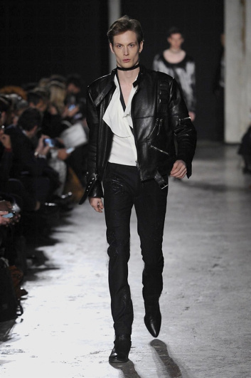 Fotoservizio/FW 2016-2017/MEN/COSTUME NATIONAL HOMME/DP2/3
