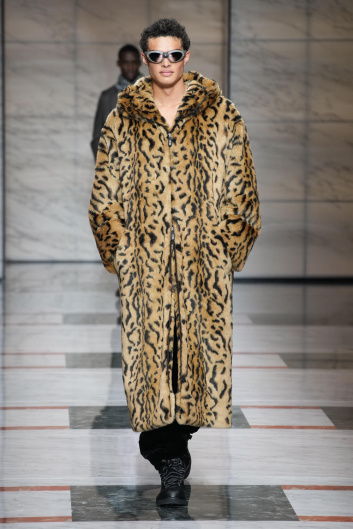 Fotoservizio/FW 23-24/MEN/SFILATA/GIORGIO ARMANI/DP2/5