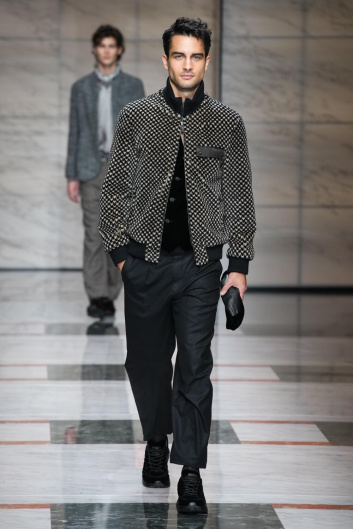 Fotoservizio/FW 23-24/MEN/SFILATA/GIORGIO ARMANI/DP2/5