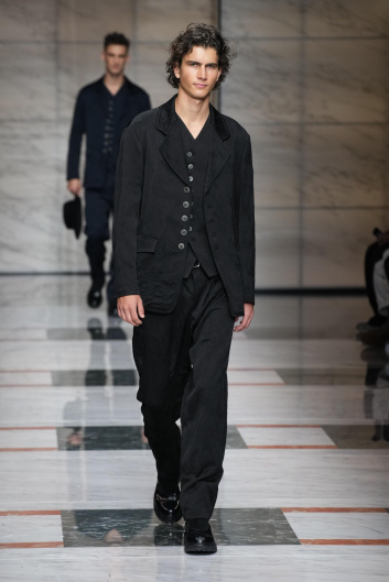 Fotoservizio/FW 23-24/MEN/SFILATA/GIORGIO ARMANI/DP2/10