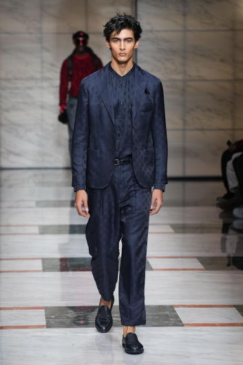 Fotoservizio/FW 23-24/MEN/SFILATA/GIORGIO ARMANI/DP2/13